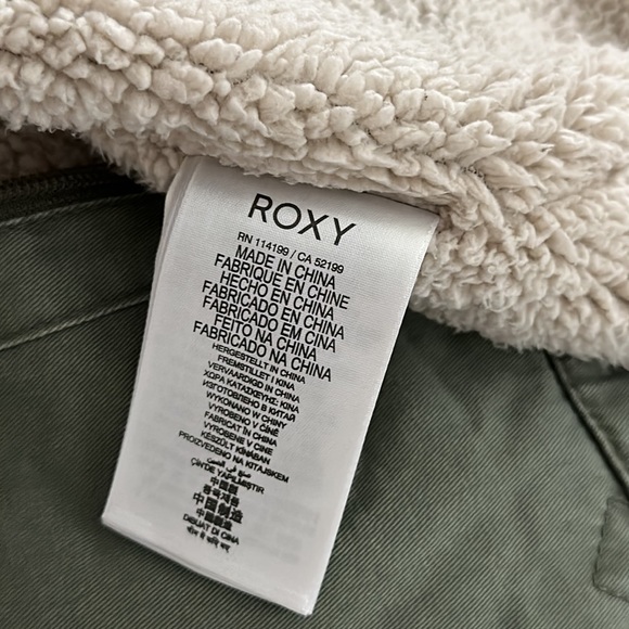 Roxy Women's Tornado Green Dusty Olive Windbreaker Utility Jacket - Picture 10 of 13